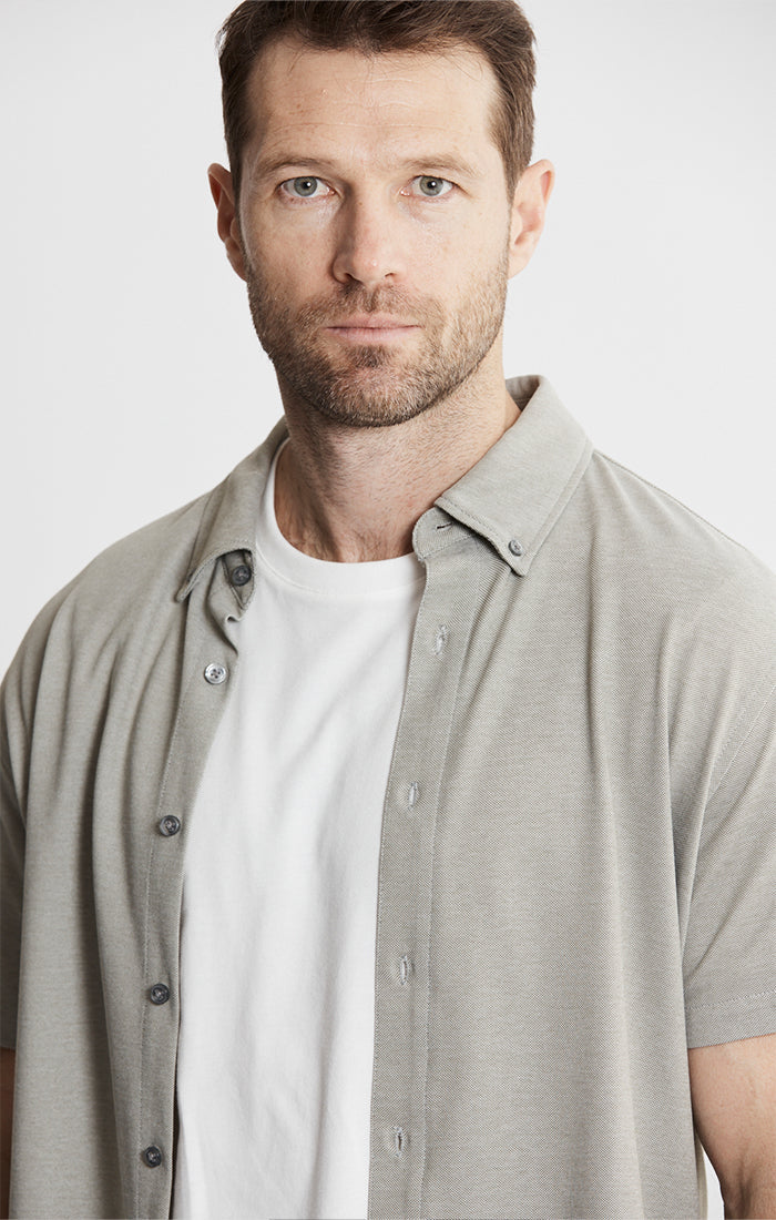 Knit Oxford Stretch Short Sleeve Shirt